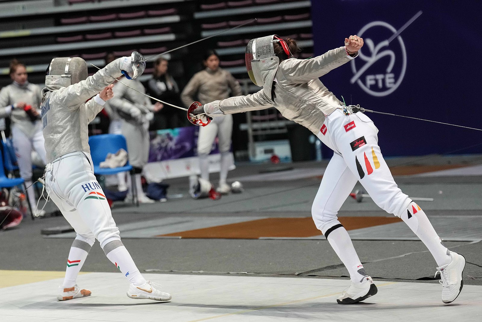 {m.alternative -> f:or(alternative: capTitle -> f:or(alternative: newsItem.title))}