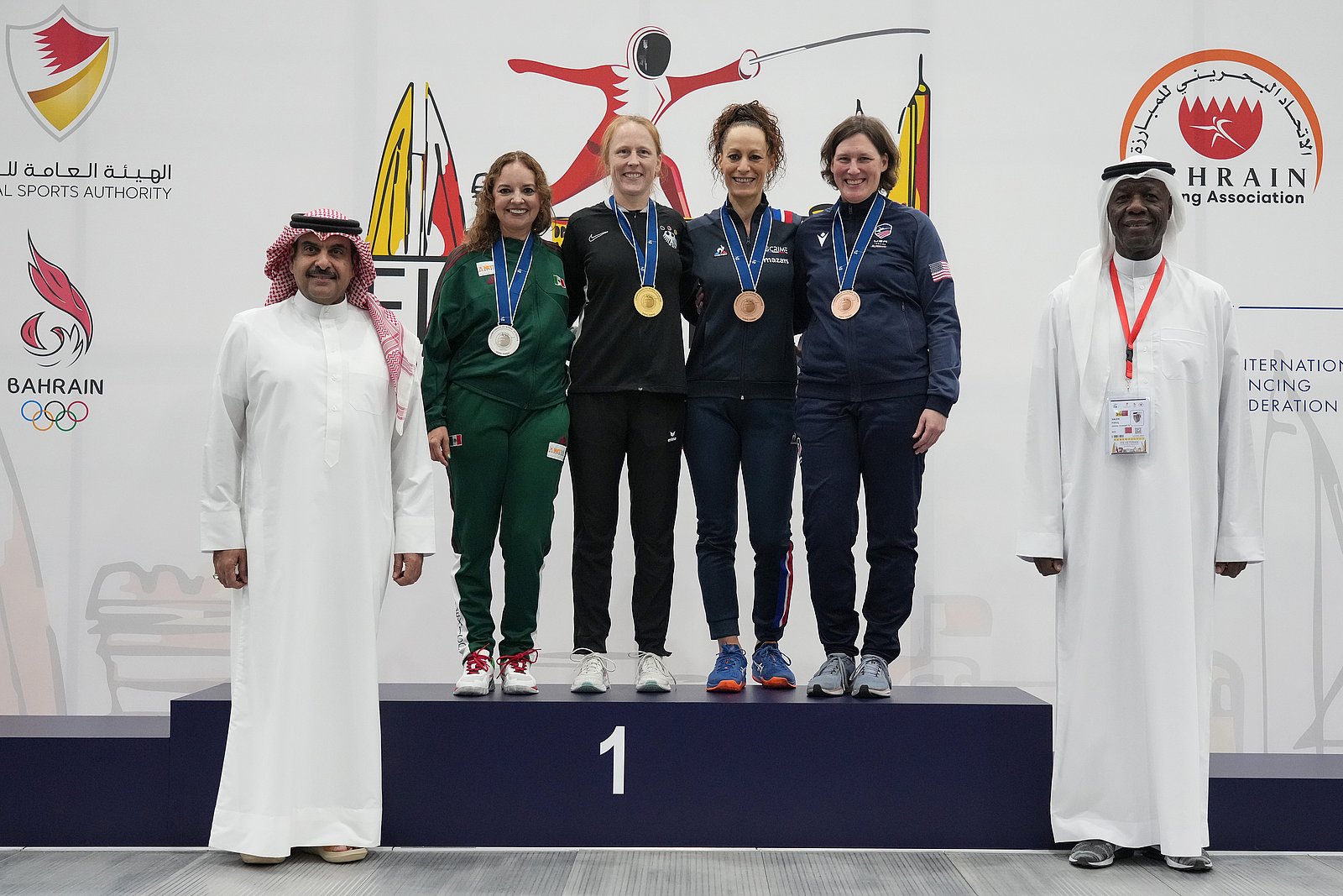 {m.alternative -> f:or(alternative: capTitle -> f:or(alternative: newsItem.title))}