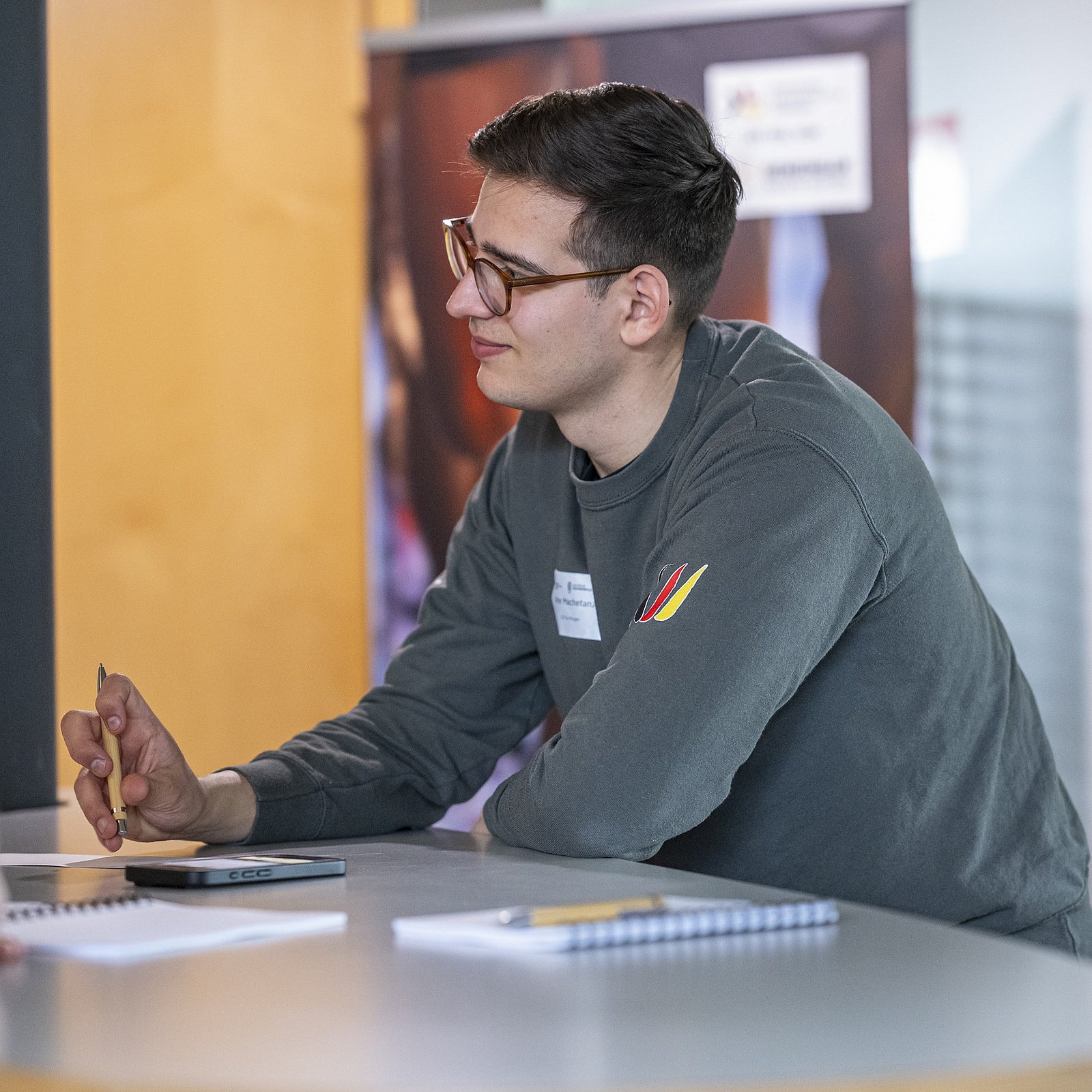 {m.alternative -> f:or(alternative: capTitle -> f:or(alternative: newsItem.title))}