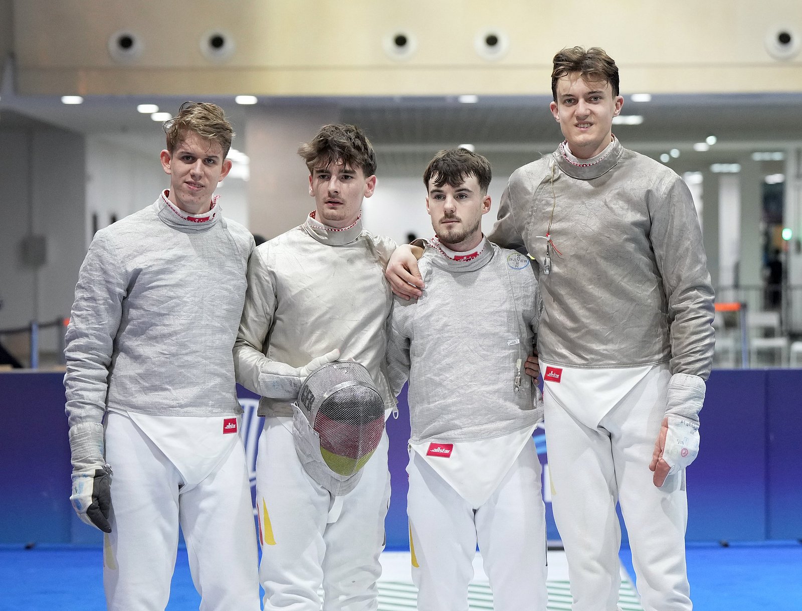 {m.alternative -> f:or(alternative: capTitle -> f:or(alternative: newsItem.title))}